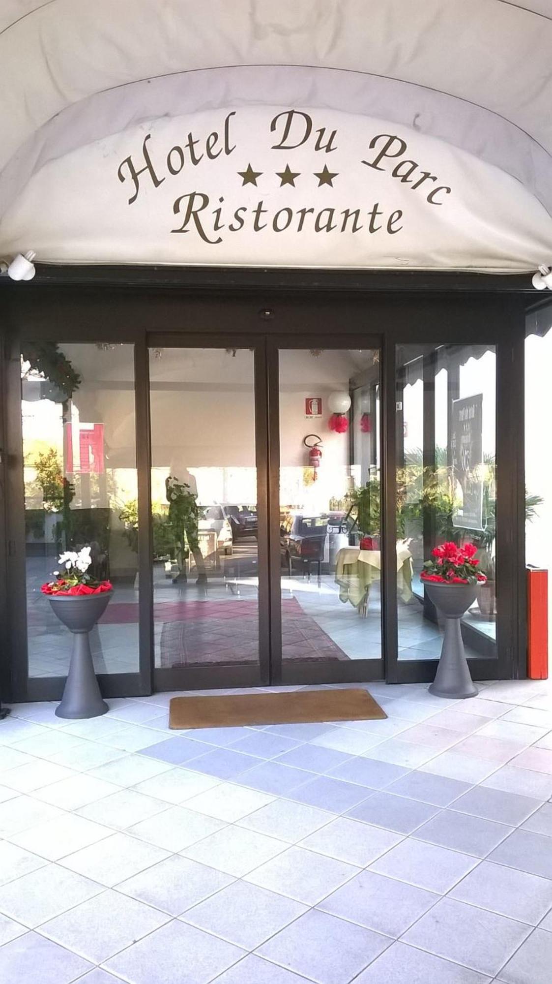 Hotel Du Parc Atri Exterior photo